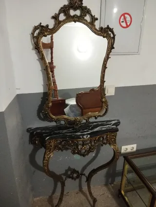 Consola Bronce Antigua con Mármol Negro