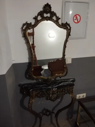 Consola Bronce Antigua con Mármol Negro