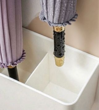 Paragüero de pared o armario