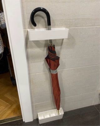 Paragüero de pared o armario