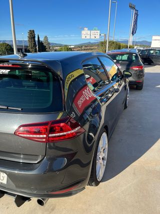 Volkswagen Golf GTI performance