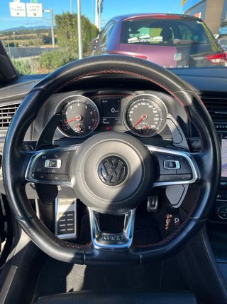 Volkswagen Golf GTI performance