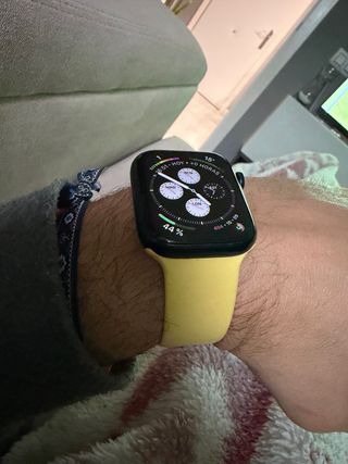 Apple Watch Series 7 44mm Amarillo
