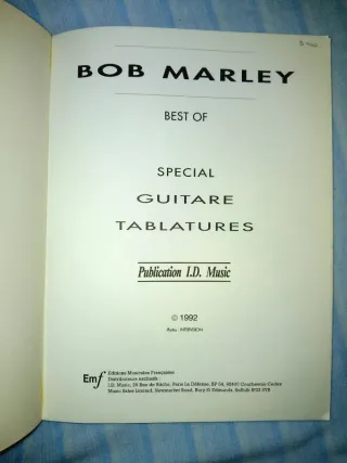 Libro Partituras Bob Marley - Guitare Tablature
