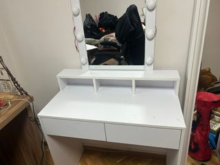 Tocador con luces LED