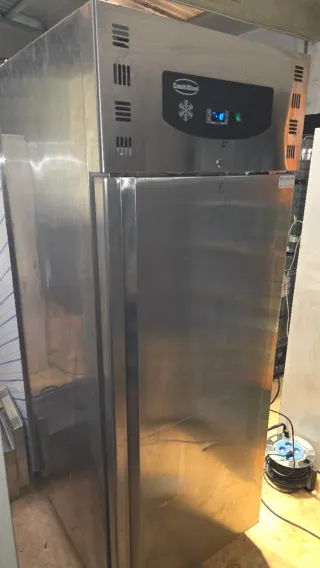 Congelador Industrial Vertical CombiSteel