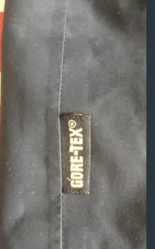 Chaqueta Lafuma Gore-Tex Negra