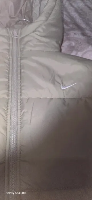 Piumino Nike Beige Nuovo Senza Cartellino