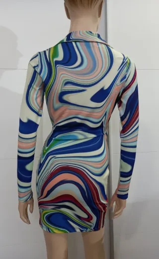 Vestido Bershka estampado manga larga