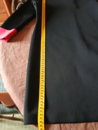 Vestido negro y rojo