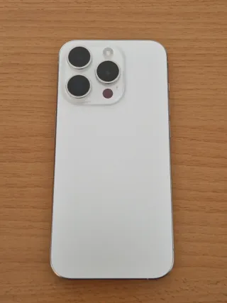 iPhone 15 Pro Blanco Titanio 256GB