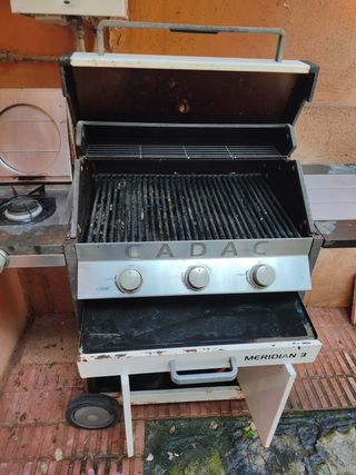 Parrilla a gas Meridian 3