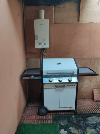 Parrilla a gas Meridian 3