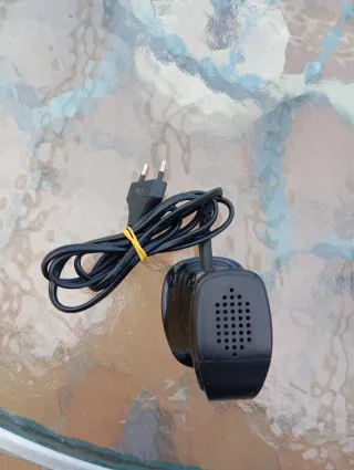 Cargador USB Múltiple con Cámara Espía