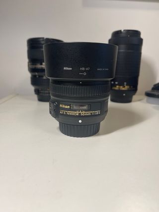 Cámara Nikon D5600 + 4 Objetivos/Lentes