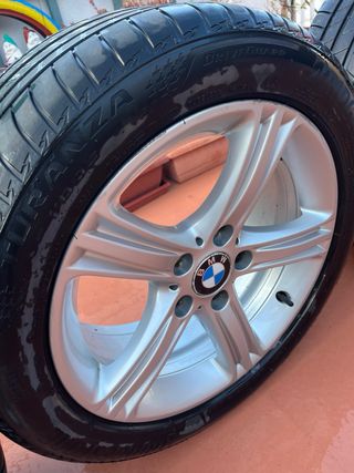 Llantas Originales BMW 17 con Neumáticos