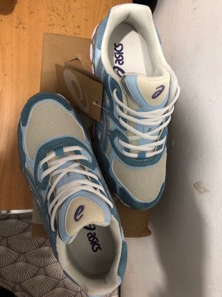 Zapatillas Asics Gel NYC Azul y Blanco