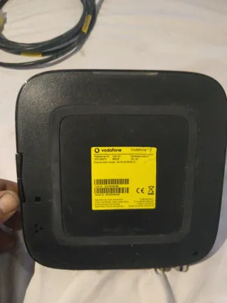 Router Vodafone con Adaptador y Cable