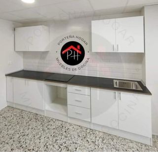 Muebles de cocina negros y grises