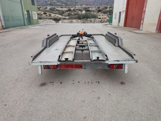 Remolque portacoches 1200kg MMA.