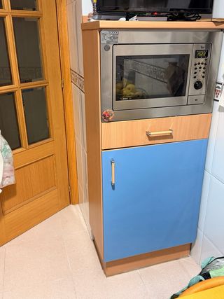 Cocina completa azul