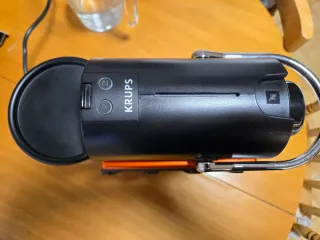 Cafetera Nespresso Krups Naranja