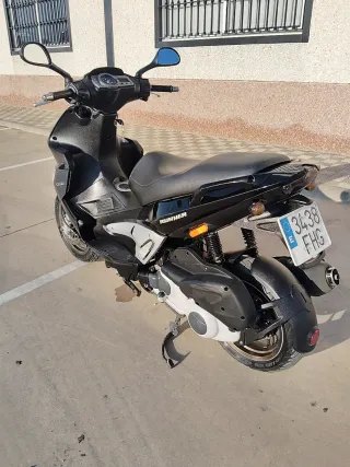 Gilera Runner 200 VXR Negra