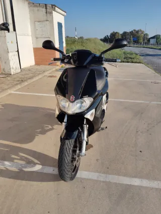 Gilera Runner 200 VXR Negra