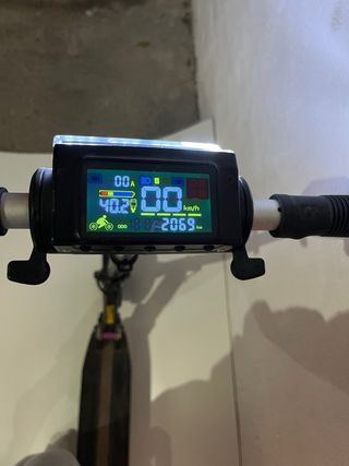 Patinete eléctrico negro kugoo 35km/hora