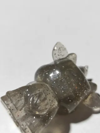 Cabra purpurina plateada, LPS 2023