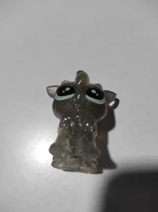 Cabra purpurina plateada, LPS 2023