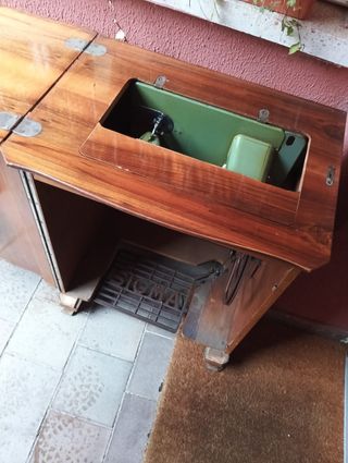 Máquina de coser Sigma antigua