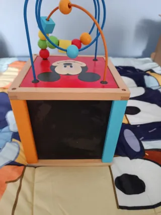 Caja de motricidad Mickey Mouse madera