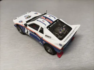 Coche Scalextric Lancia 037 Rothmans