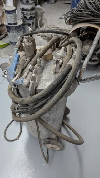 Calderín para estucar/proyectar