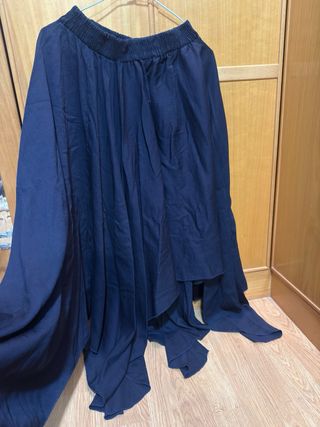 Falda larga azul con puntas