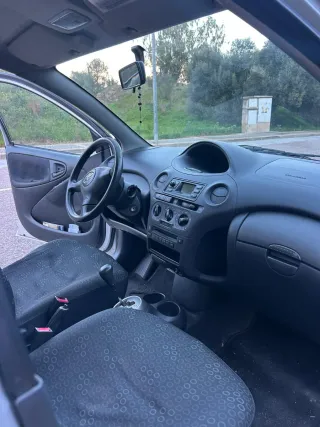 Toyota Yaris 2005