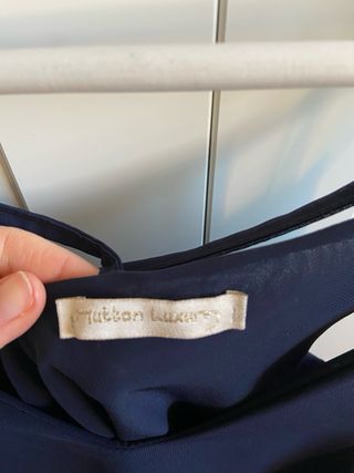 Blusa azul con tirantes finos