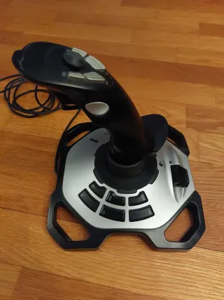 Joystick Logitech Extreme 3D Pro