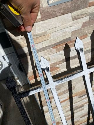 Reja de ventana metálica