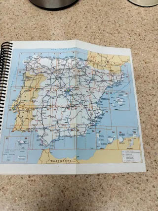 Guía y mapa de carreteras de España y Portugal ...