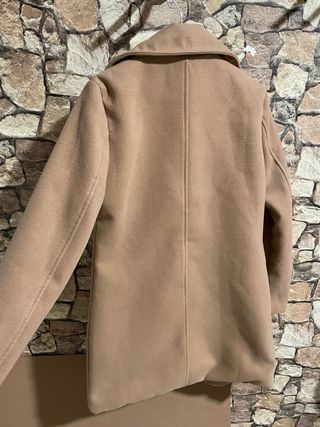 Abrigo camel coreano