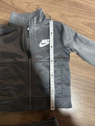 Tuta Nike Dry Fit 12 mesi