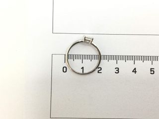 sortija oro 18k con piedra con diamante de laboratorio