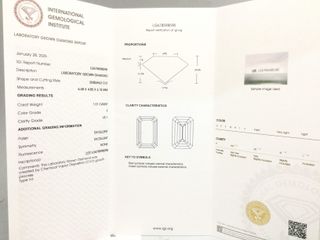 sortija oro 18k con piedra con diamante de laboratorio