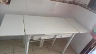 Mesa de cocina extensible blanca