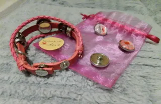 Nueva Pulsera mujer con 4 dijes amor