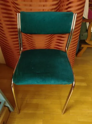 2 sillas comedor/ofi para restaurar. En persona.