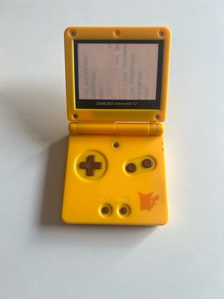 Carcasa Game Boy Advance SP pokemon picachu