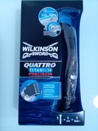 Maquina Wilkinson electrónica recorta barba Nueva